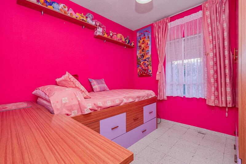 5 bedroom Apartment for sale