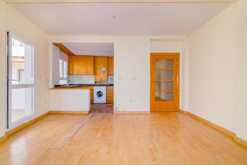3 bedroom Apartment for sale