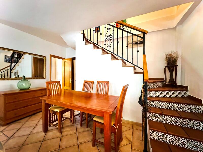 5 Cuarto Casa de Campo en venta