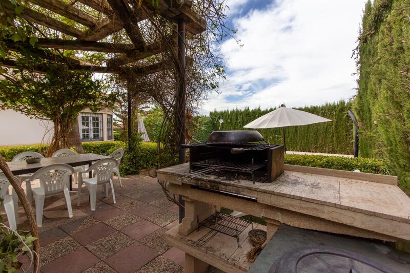 6 sovrum Villa till salu