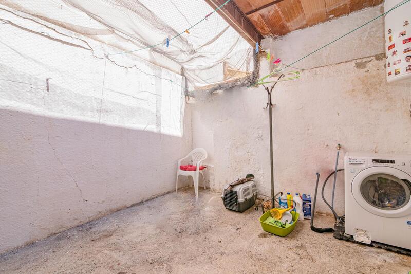 6 Cuarto Casa Cueva en venta