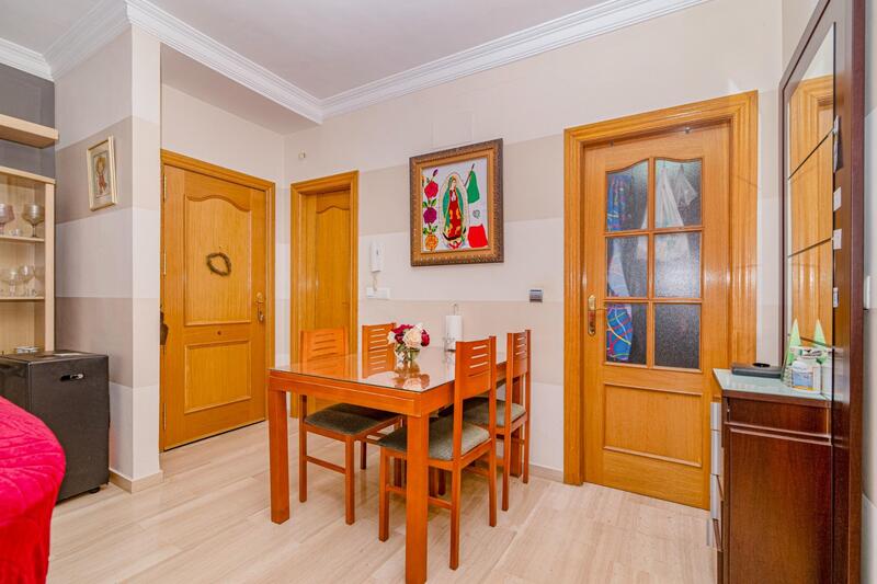 2 slaapkamer Appartement Te koop