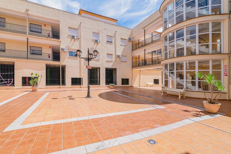 2 slaapkamer Appartement Te koop