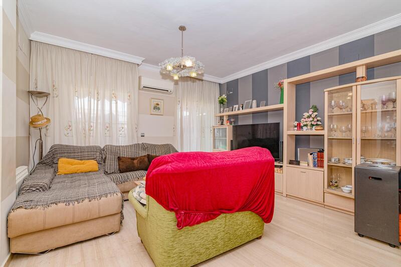 2 slaapkamer Appartement Te koop
