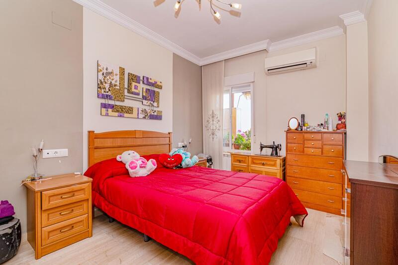 2 slaapkamer Appartement Te koop