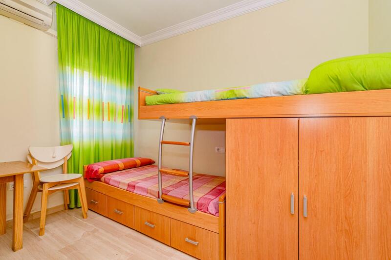 2 slaapkamer Appartement Te koop