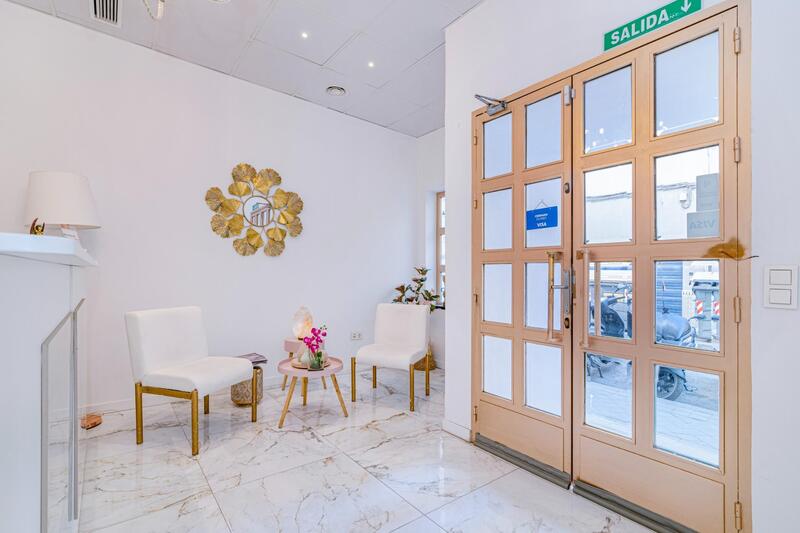 8 bedroom Commercial Property for sale