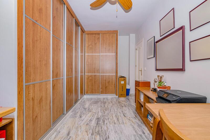 5 bedroom Villa for sale