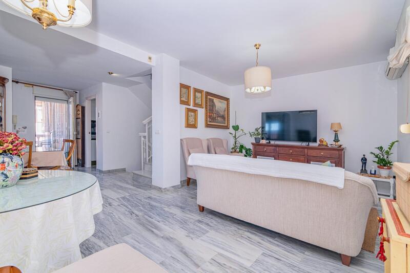 5 bedroom Villa for sale