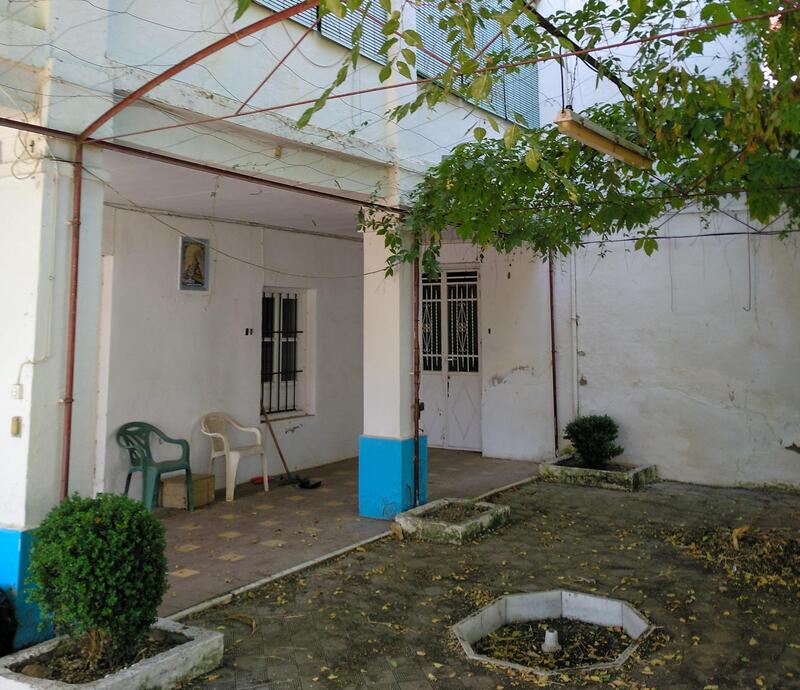 13 bedroom Land for sale
