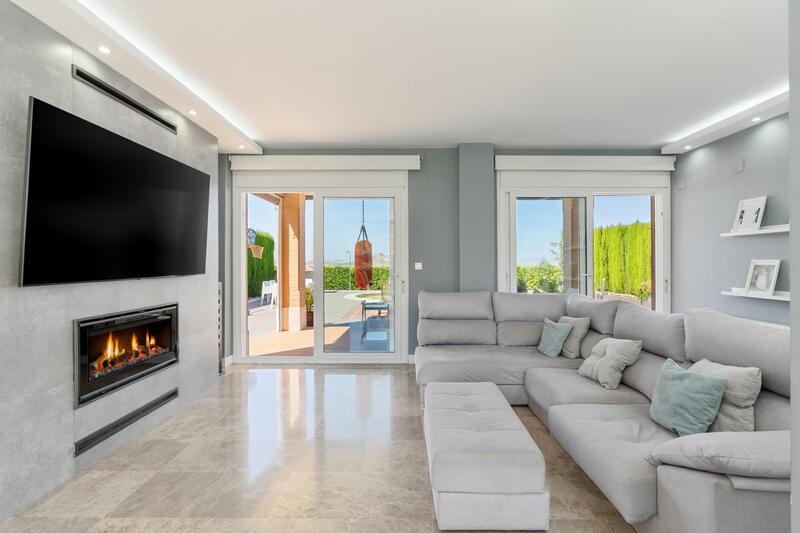 4 Schlafzimmer Villa zu verkaufen