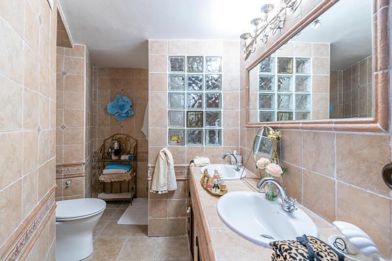 3 bedroom Cave House for sale