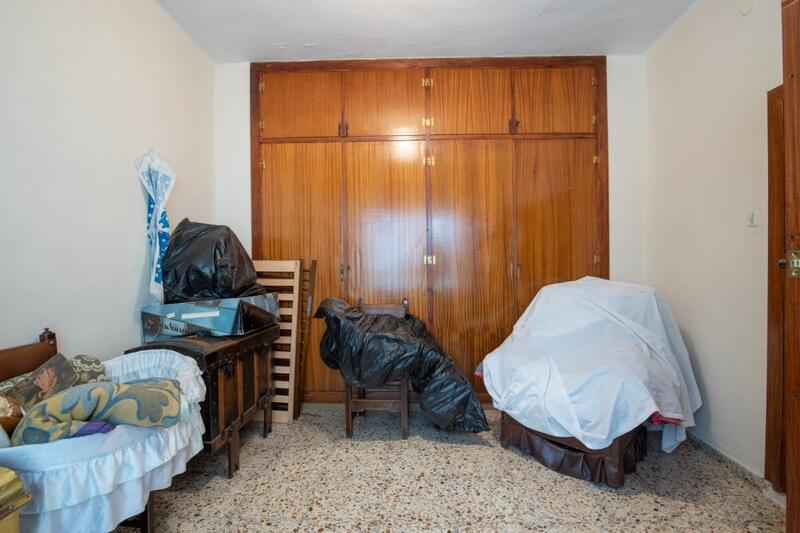 4 Cuarto Casa Cueva en venta