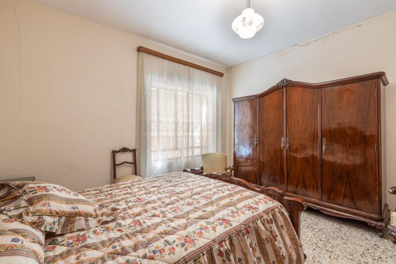 4 Cuarto Casa Cueva en venta