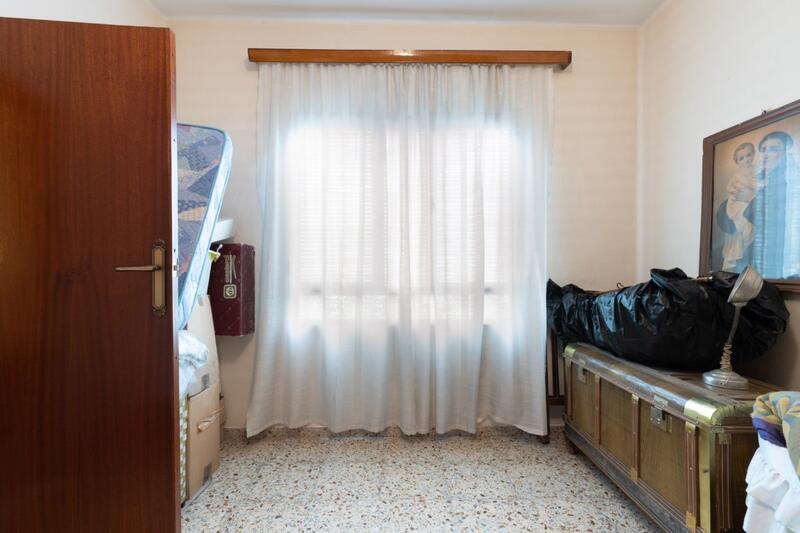 4 Cuarto Casa Cueva en venta