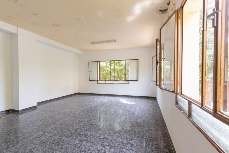 4 Cuarto Casa Cueva en venta