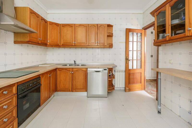 4 Cuarto Villa en venta