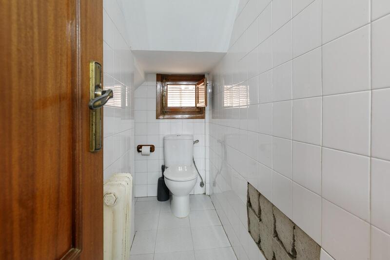 4 Cuarto Villa en venta