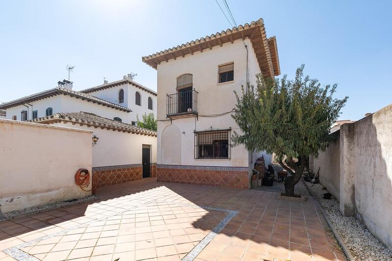 4 Cuarto Villa en venta