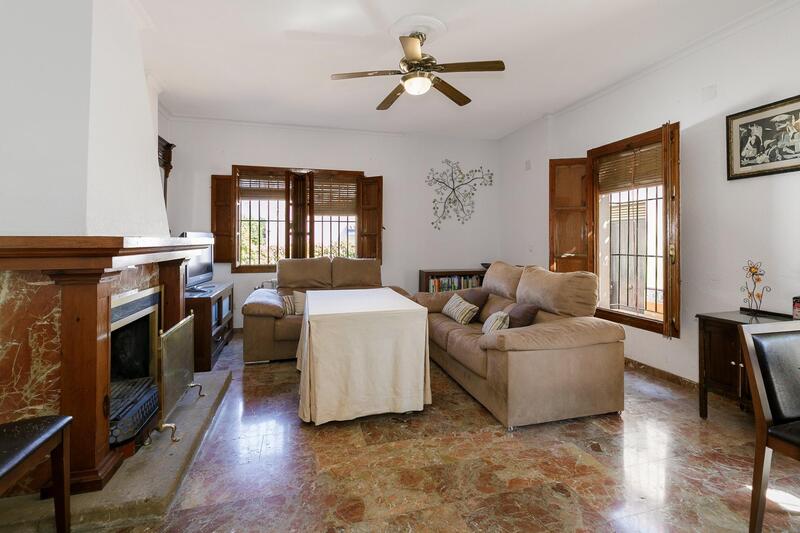 4 Cuarto Villa en venta