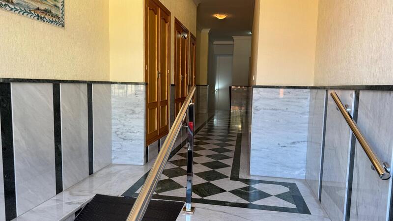 квартира продается в La Zubia, Granada