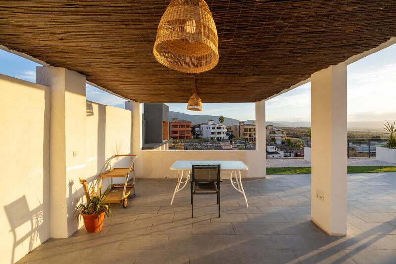 4 Cuarto Villa en venta