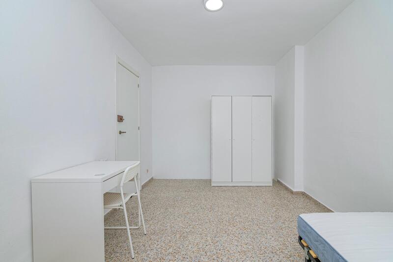4 bedroom Apartment for sale