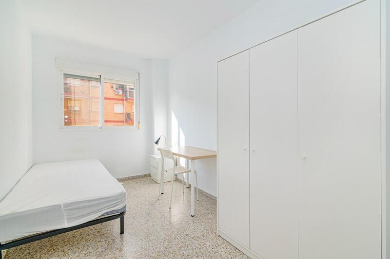 4 bedroom Apartment for sale