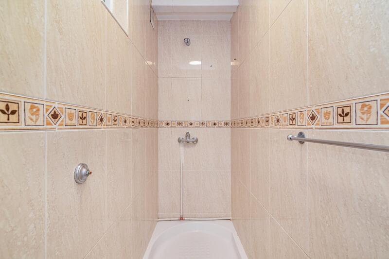 4 bedroom Apartment for sale
