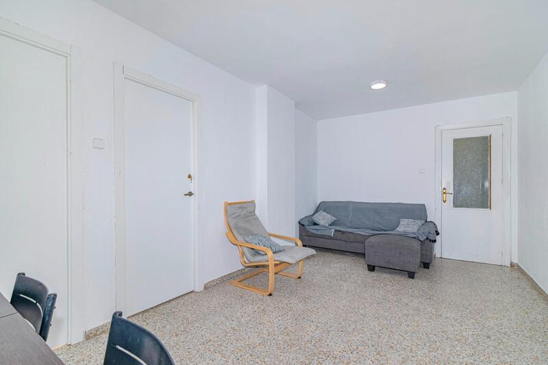 4 bedroom Apartment for sale