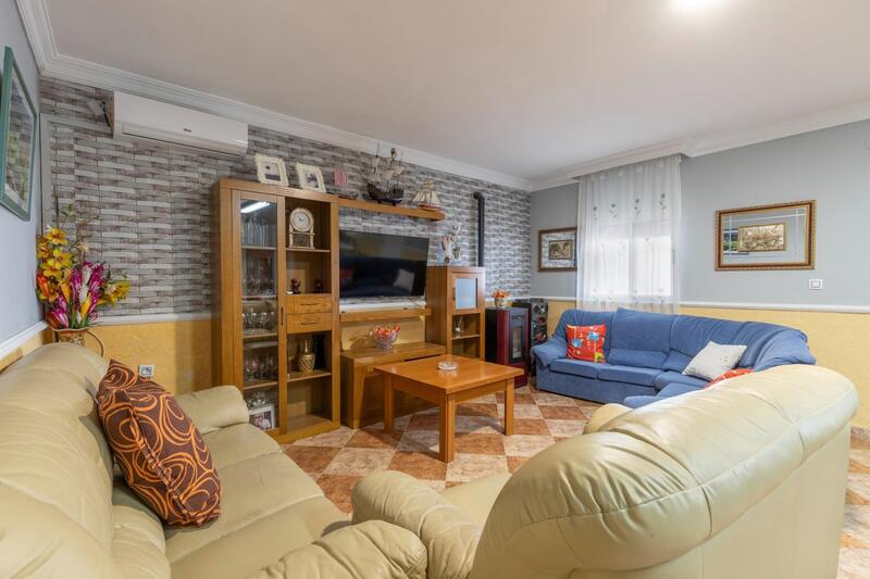 4 bedroom Villa for sale