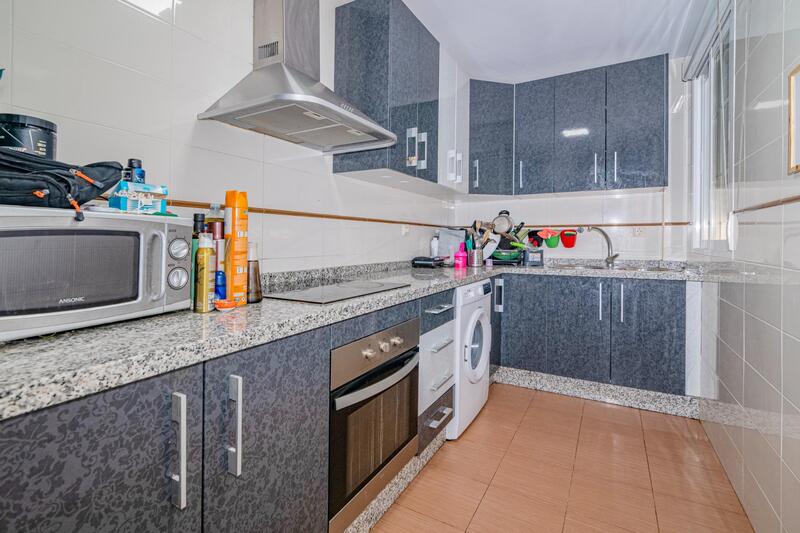 2 спальная комната квартира продается