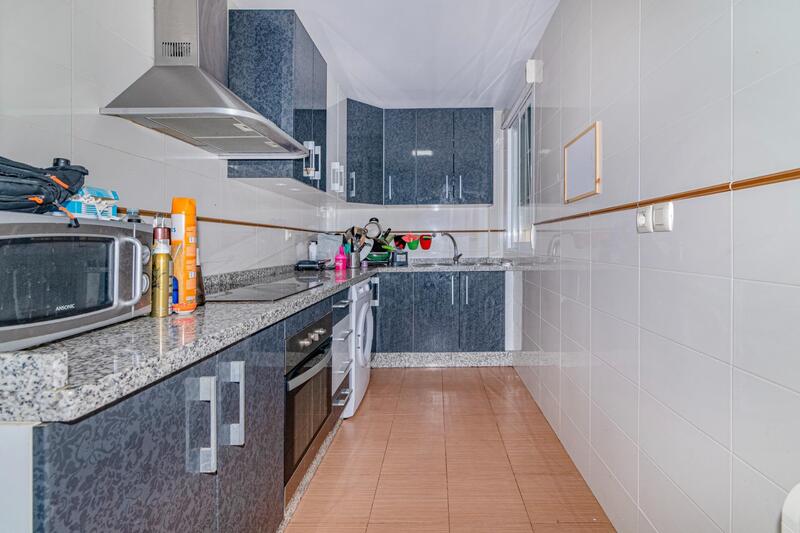 2 спальная комната квартира продается