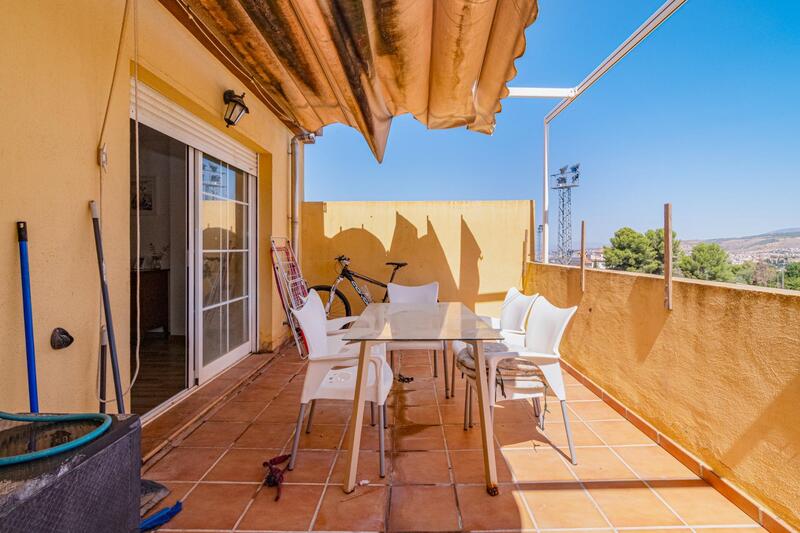 2 спальная комната квартира продается