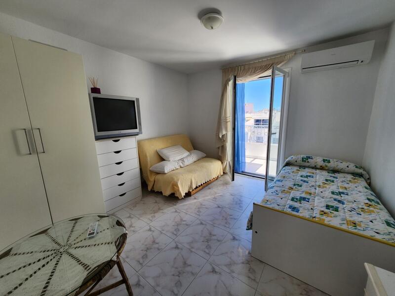 3 slaapkamer Gezinswoning Te koop