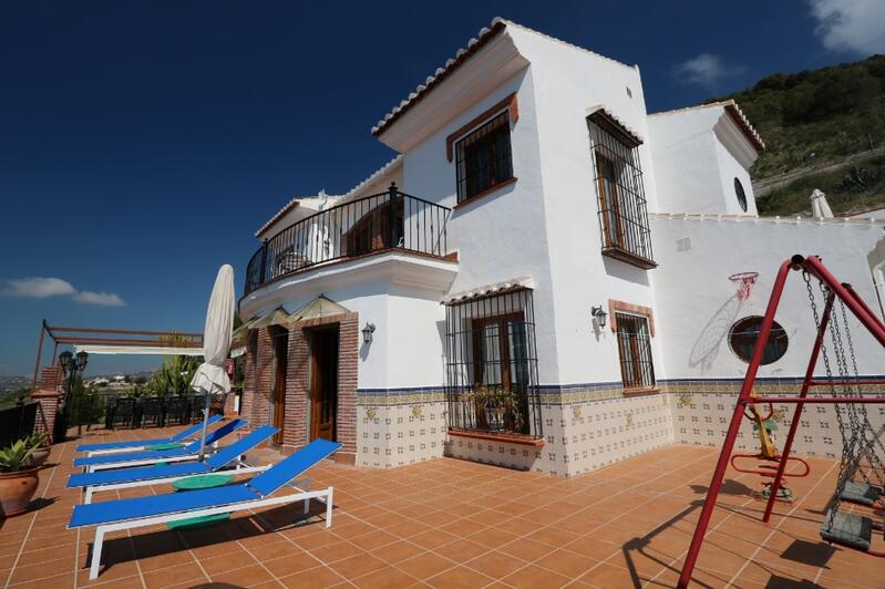 7 bedroom Country House for sale