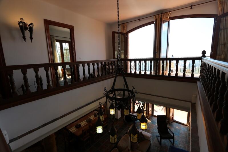 7 bedroom Country House for sale