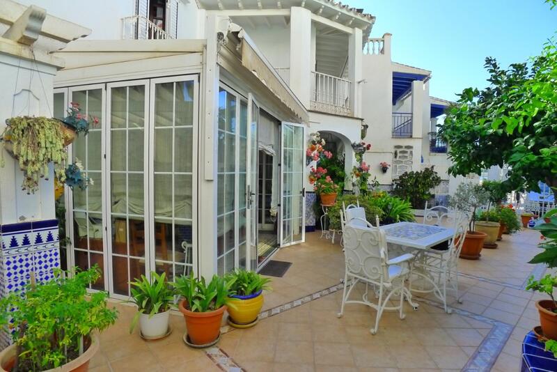Byhus til salg i Nerja, Málaga