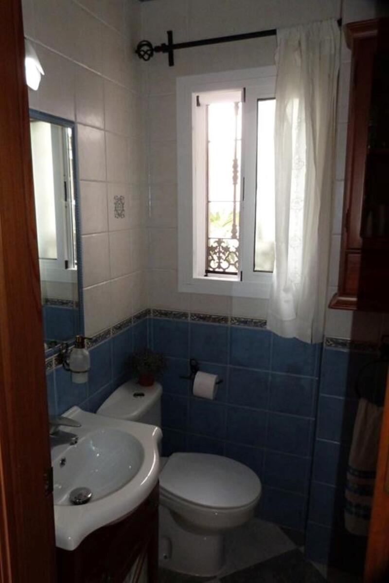 6 Schlafzimmer Stadthaus zu verkaufen