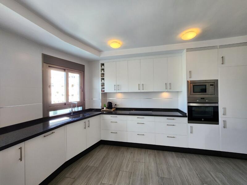 3 bedroom Apartment for sale