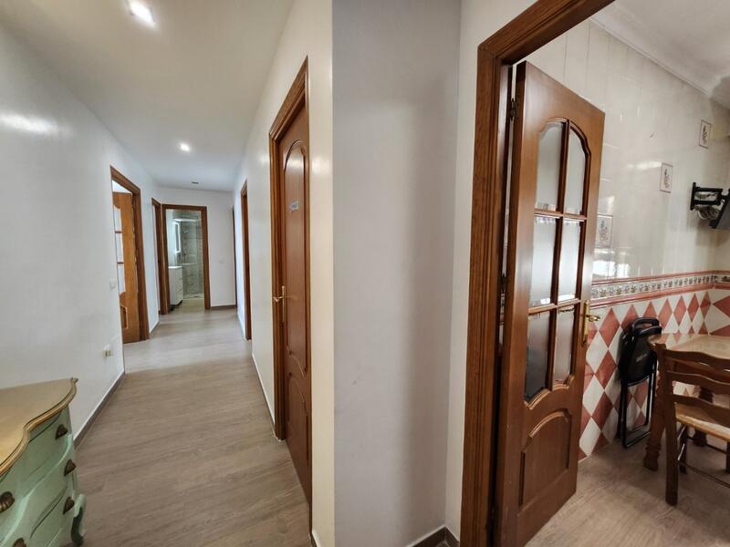 3 chambre Appartement à louer à long terme