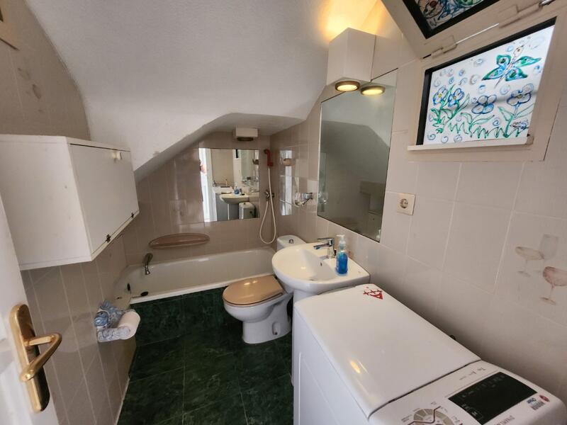 2 bedroom Townhouse for sale