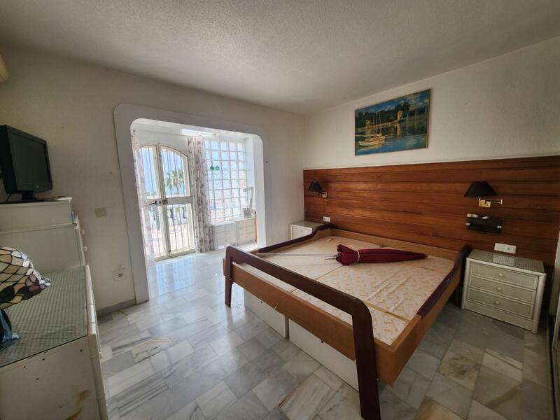 2 bedroom Townhouse for sale