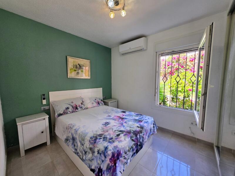 2 bedroom Townhouse for sale