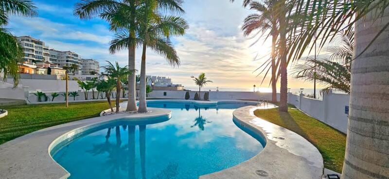 Apartamento en venta en Torrox, Málaga