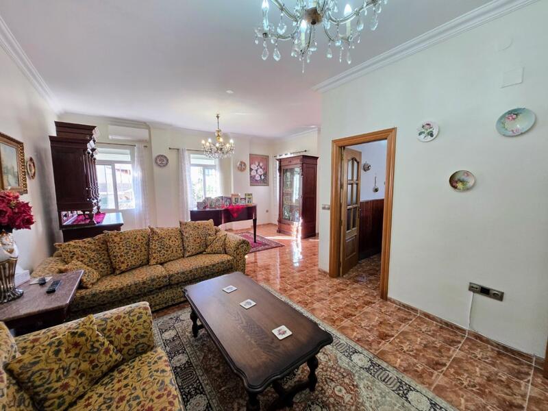 4 Cuarto Villa en venta