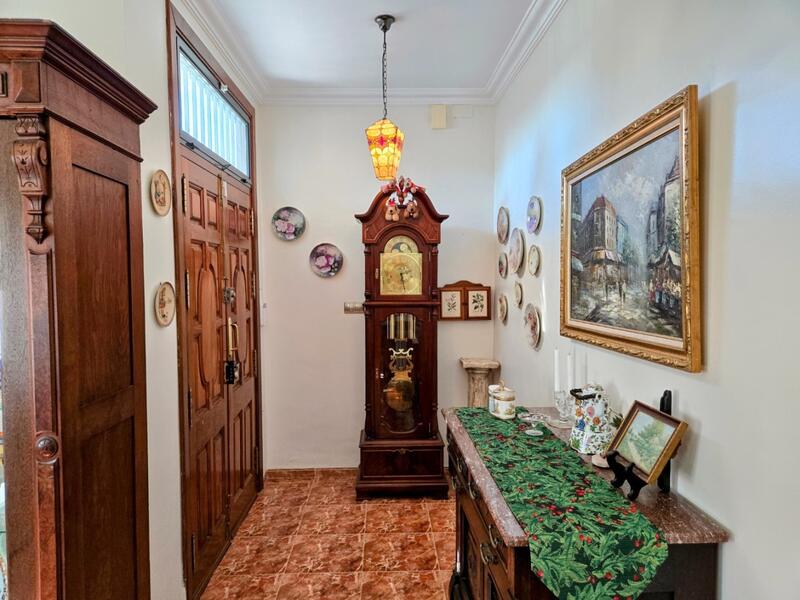 4 Cuarto Villa en venta