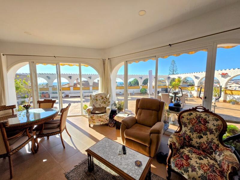 4 Cuarto Villa en venta