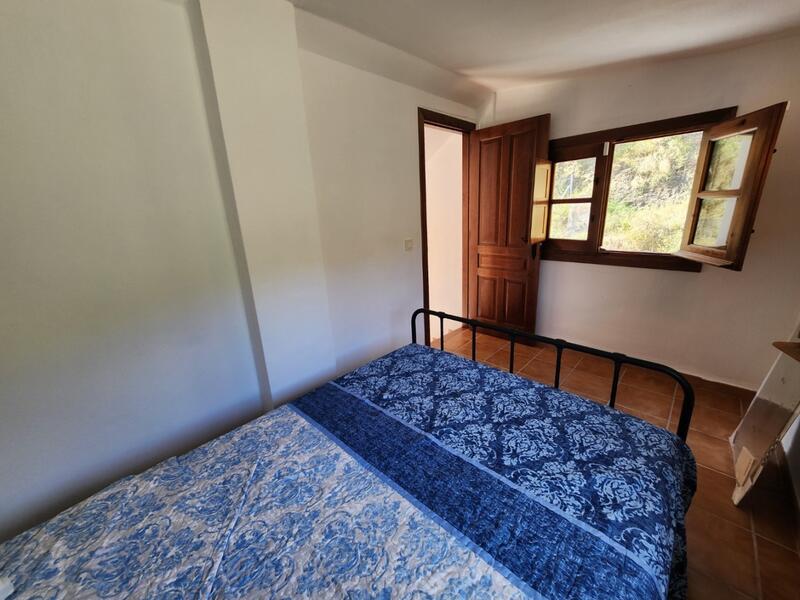 1 bedroom Country House for sale