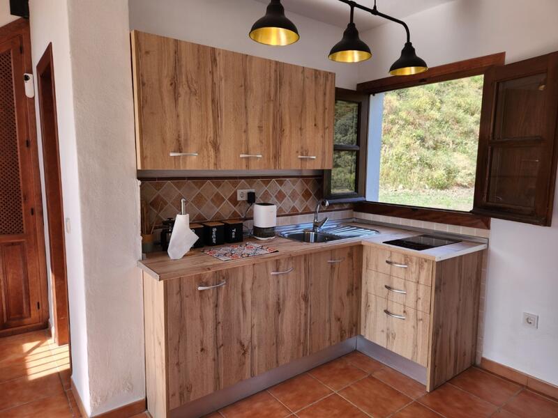 1 bedroom Country House for sale